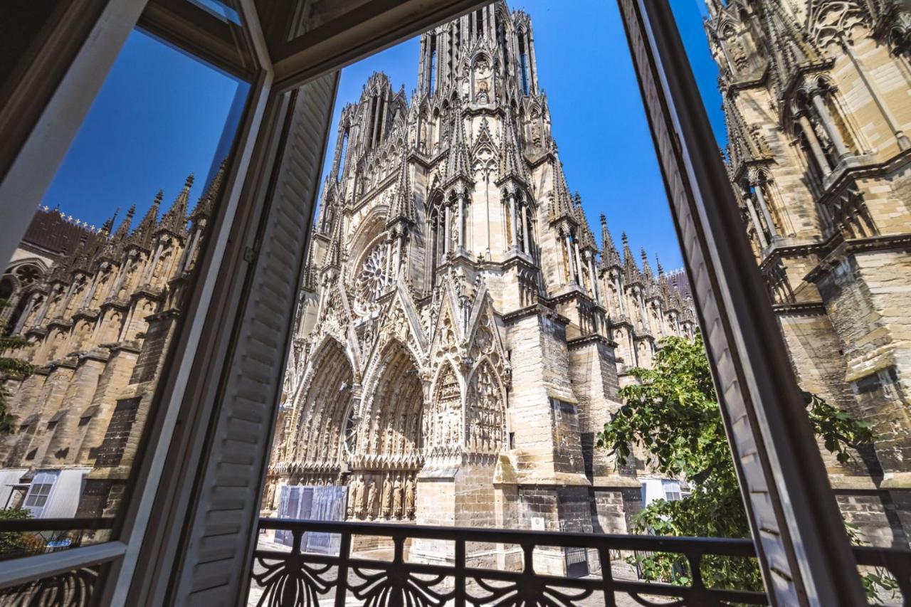 Au Pied De La Cathedrale #Vuemagique Reims Exterior foto